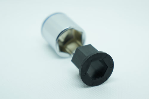 https://t-mark-tools.myshopify.com/admin/products/4752960651341 19mm-15mm Non-Marring Metric Socket Inserts By T MARK®